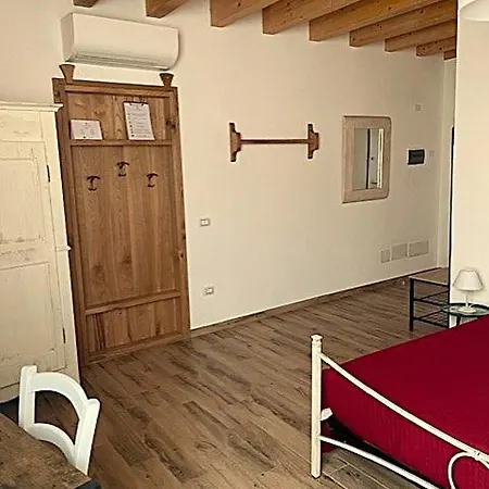 Le Logge Del Garda Penzion San Felice del Benaco