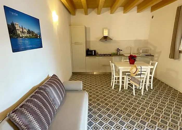 Gæstehus Le Logge Del Garda 4*