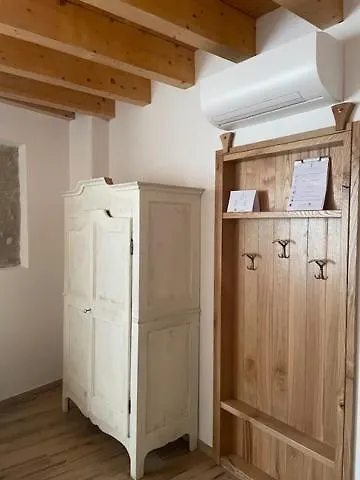 Gæstehus Le Logge Del Garda San Felice del Benaco
