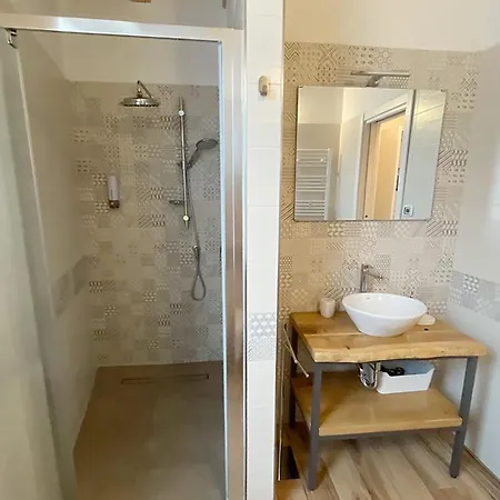 Konukevi Le Logge Del Garda *