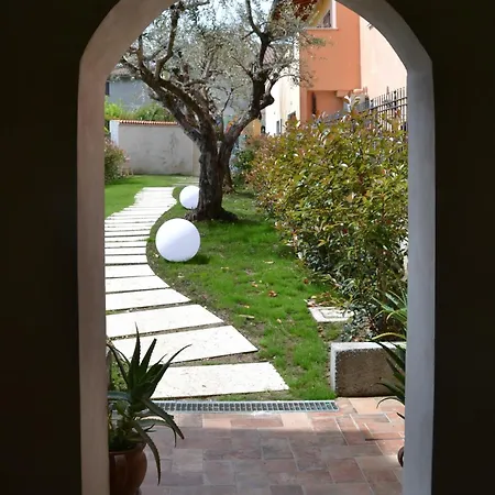 Le Logge Del Garda * San Felice del Benaco