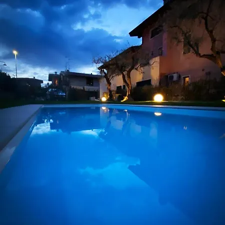 Le Logge Del Garda Konukevi San Felice del Benaco